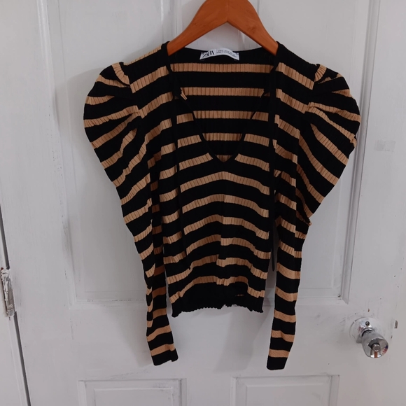 Zara Ballon Sleeved Stripped Sweater - Picture 1 of 5